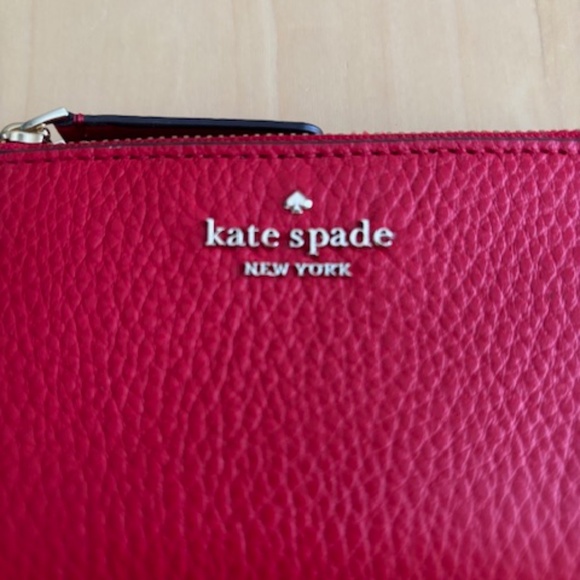 Kate Spade red leather bifold wallet - Picture 3 of 6